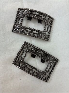 Vintage 1960s Tip Toe Rectangle Shoe Clips Silver-Toned Clip On Floral